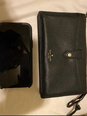 kate spade Black Pebbled Leather Zip Wristlet